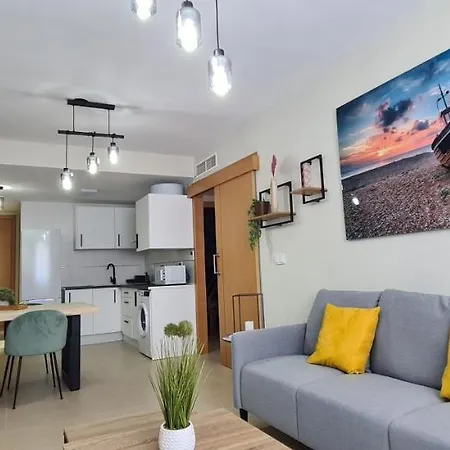 Princesa Sheyla Apartment Garrucha